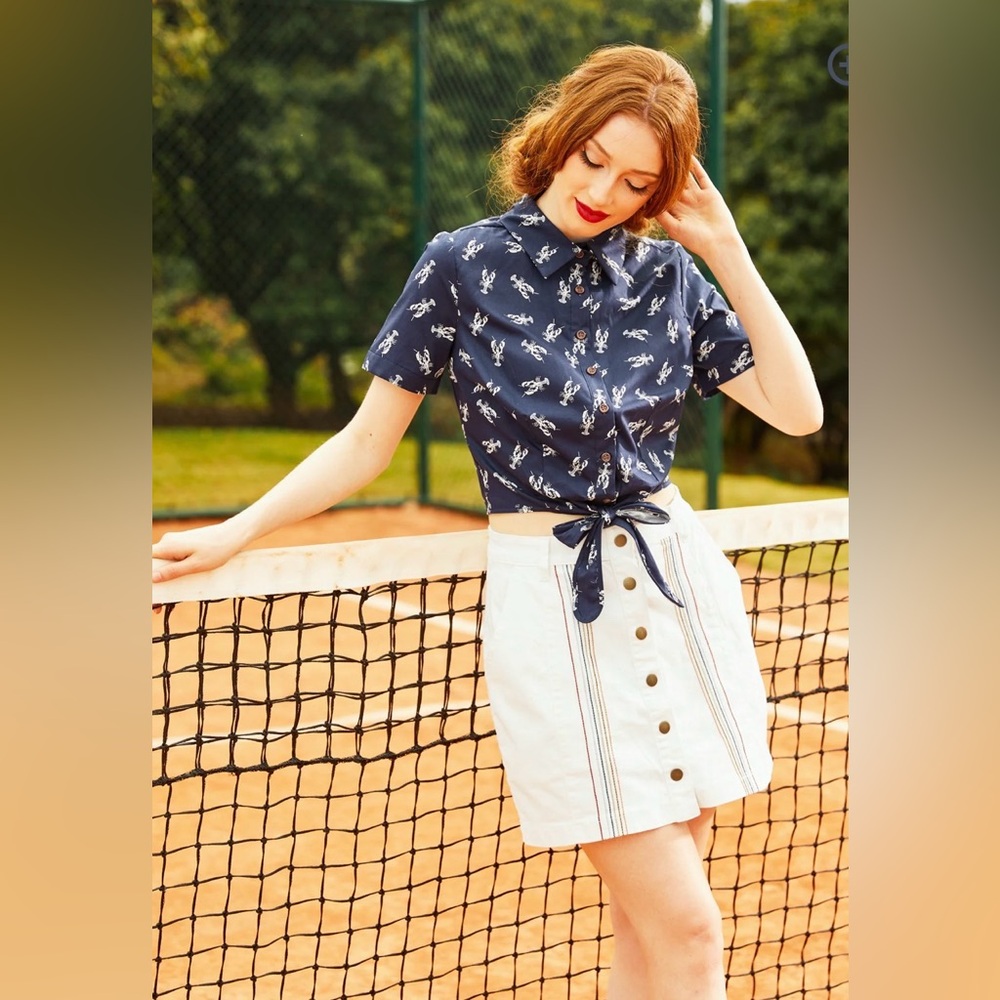Collectif Lobster Print Pinch Of Style Tie-Waist Top - Size 8 - EUC